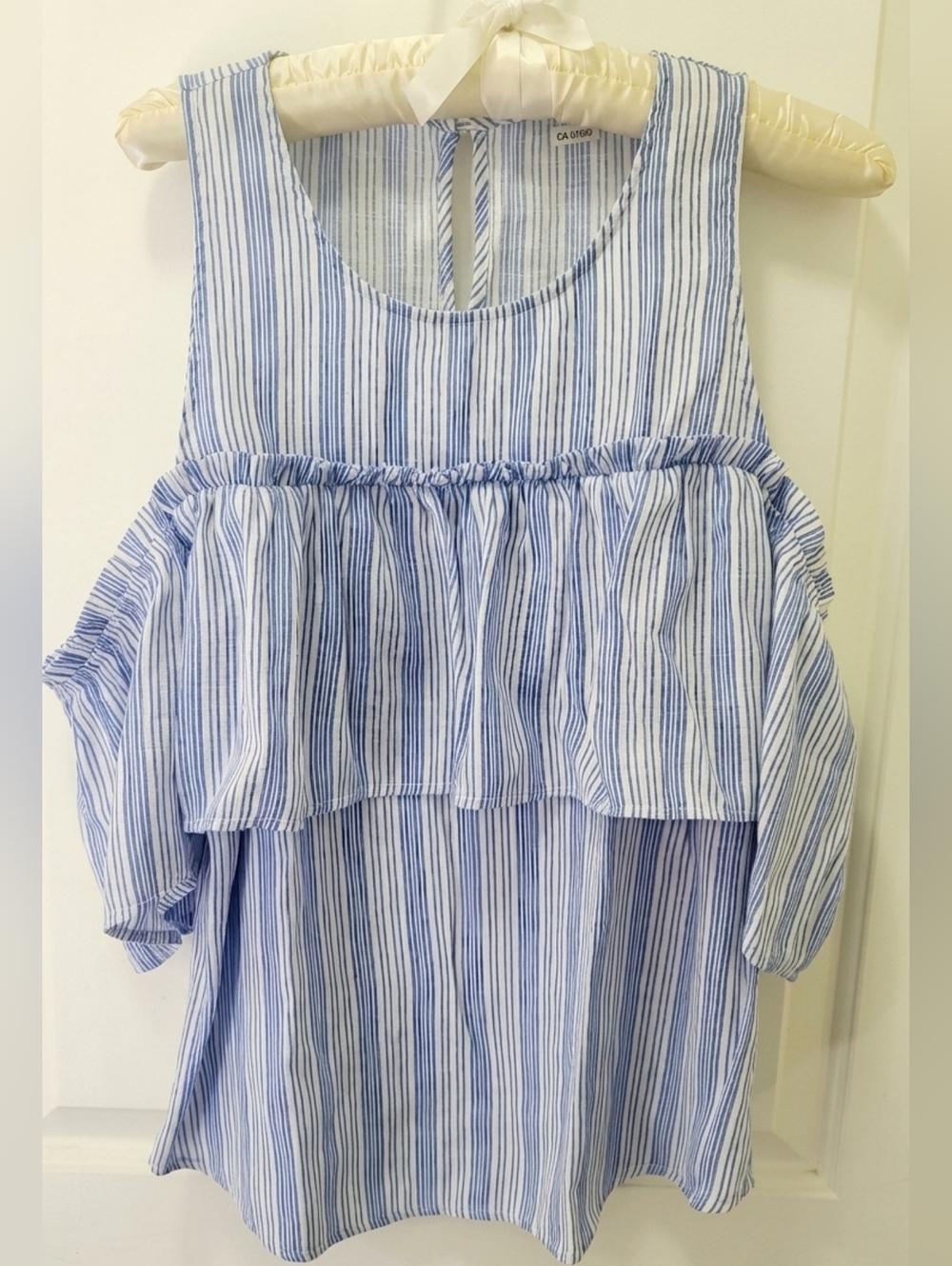 Sweet Wanderer Blue&White Striped Cold Shoulder Ruffle Blouse Size L